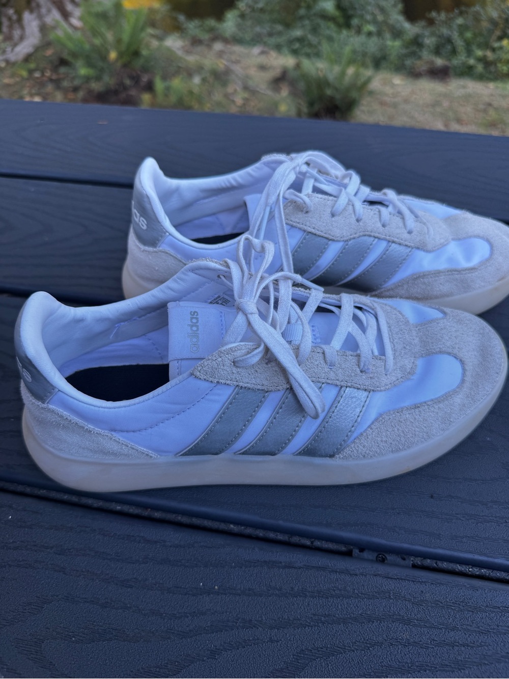 Adidas Barreda Decode Women’s Size 9 White Silver Suede Sneakers JI2321